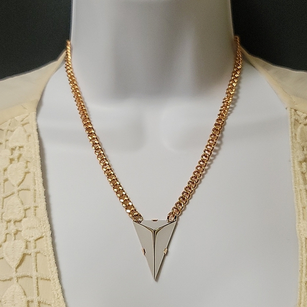 *Rare* Coach Short Pyramid Spike Necklace